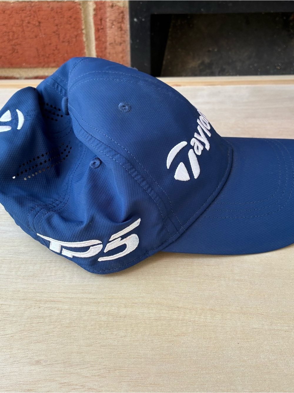 Taylormade M1 Iron Club TP5 Golf Balls Cap Hat Blue White One Size - Picture 4 of 7